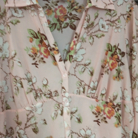 Women's i.e.relaxed sheer floral blouse Size Large - Picture 4 of 8